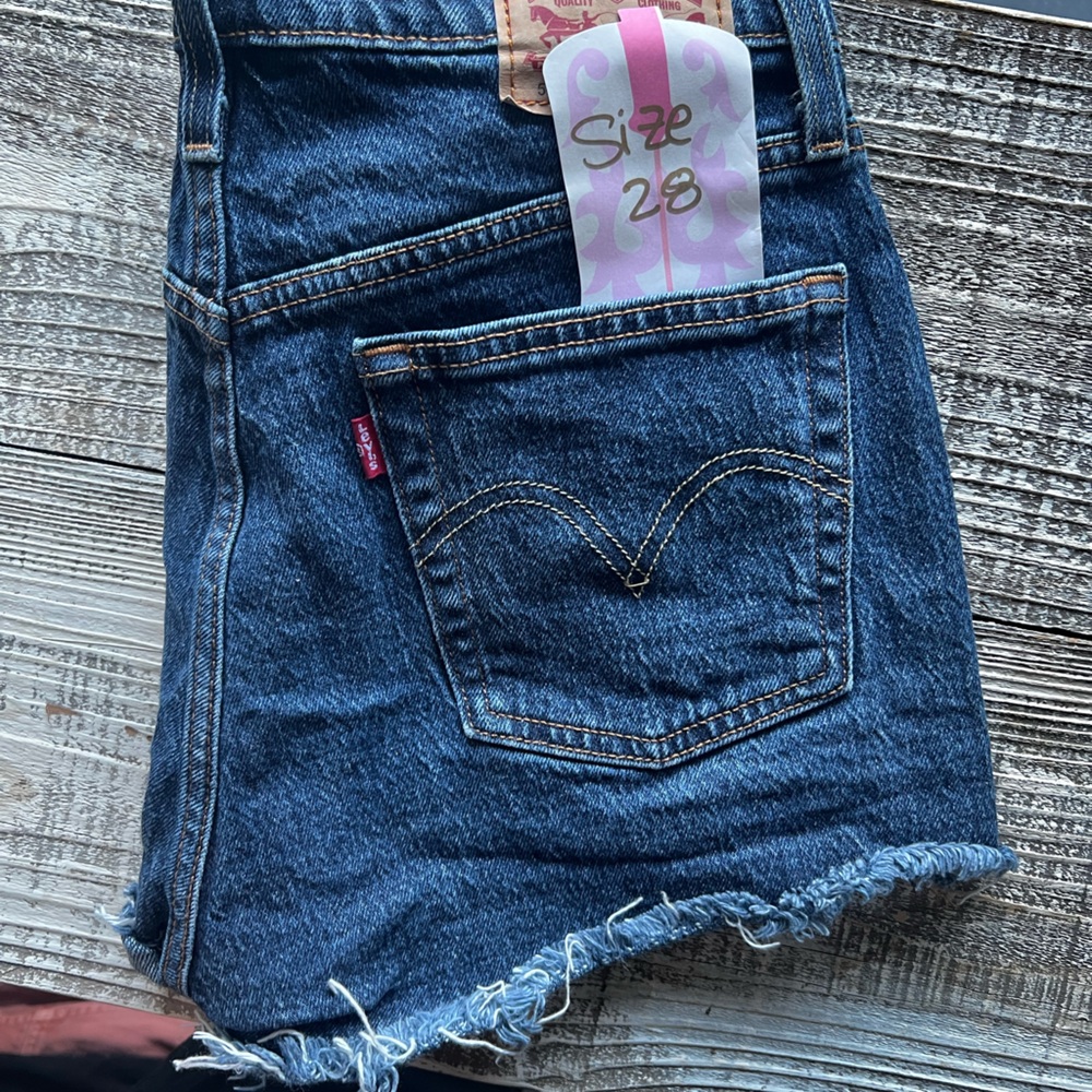 Levi shorts